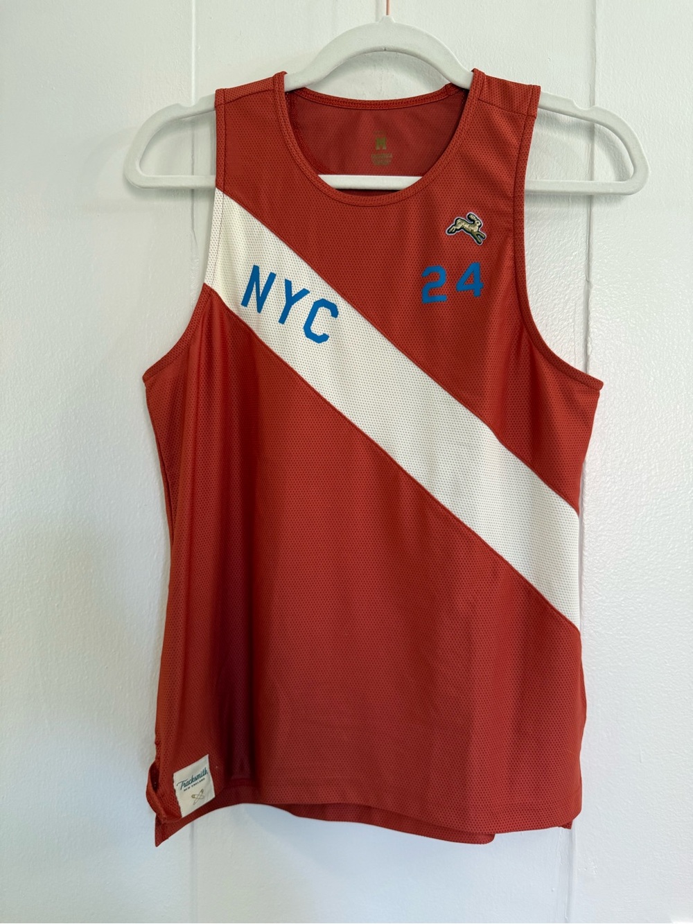 RARE Tracksmith 2024 NYC Marathon Singlet * Medium - Picture 2 of 4
